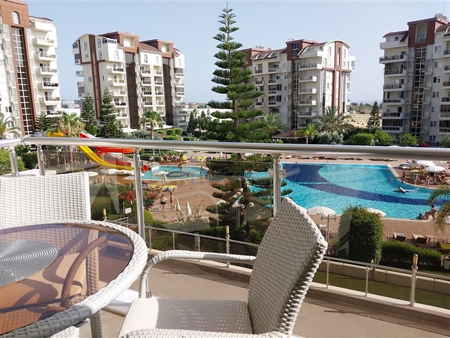 Furnished 2+1 Apartment in Avsallar, Alanya – Resort-Style Complex Near the Sea