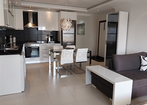 Furnished 2+1 Apartment in Avsallar, Alanya – Resort-Style Complex Near the Sea