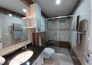 Furnished 2+1 Apartment in Avsallar, Alanya – Resort-Style Complex Near the Sea