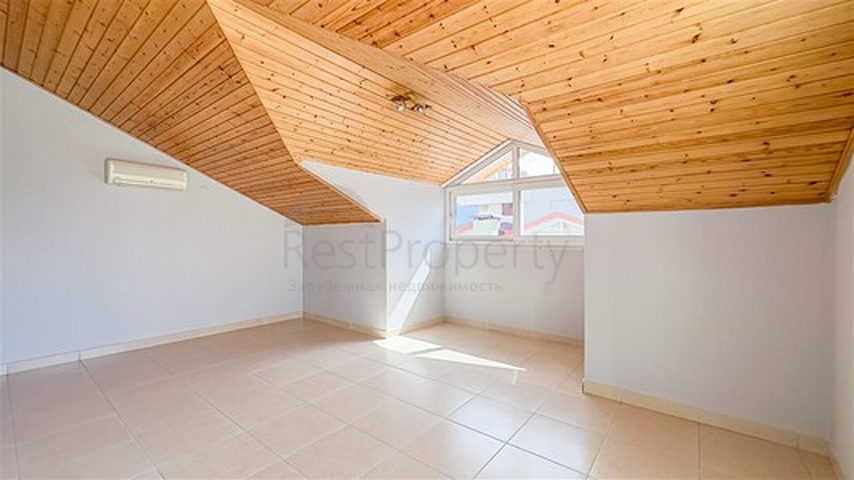 3+1 apartment 200 m from the sea in the center of Alanya