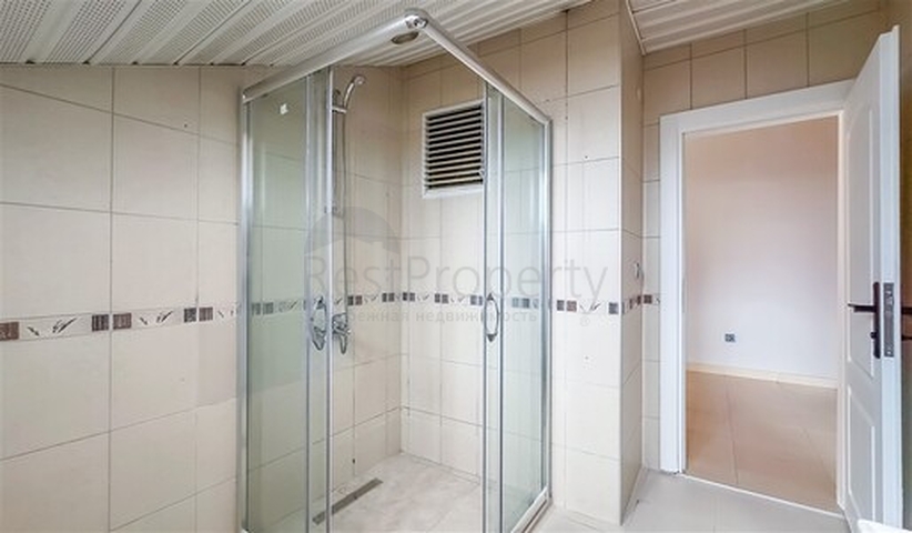 3+1 apartment 200 m from the sea in the center of Alanya