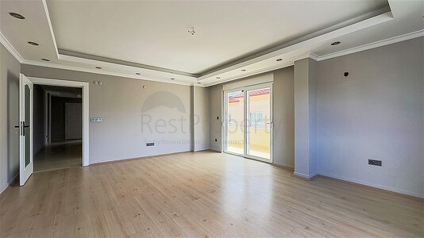 3+1 apartment 200 m from the sea in the center of Alanya