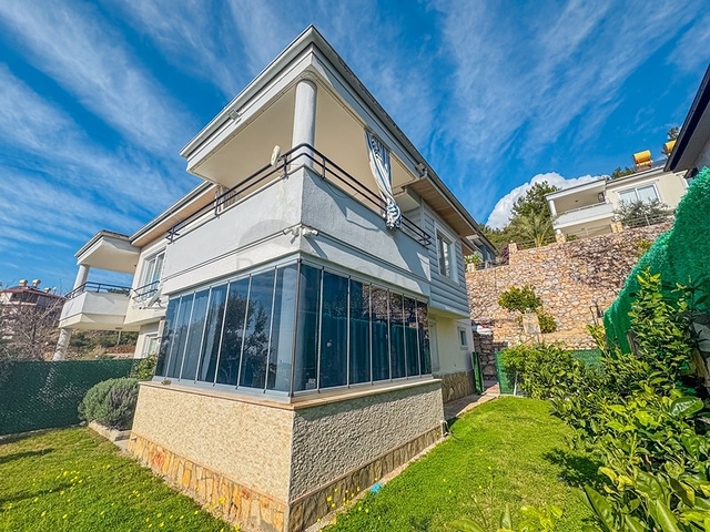 Sea view villa for sale in Alanya | 3 bedrooms, 170 m2