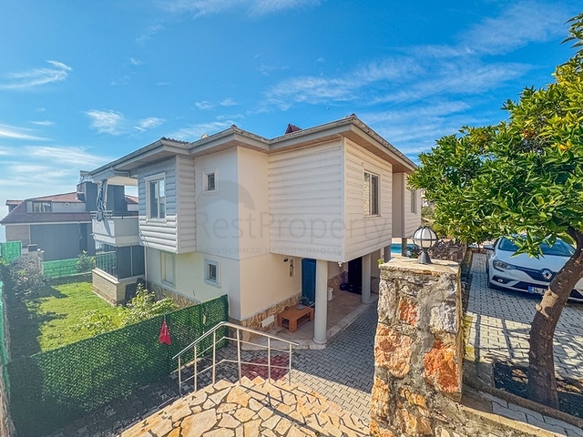 Sea view villa for sale in Alanya | 3 bedrooms, 170 m2