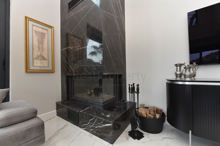 Luxury Furnished Villa in Bektas, Alanya with Panoramic Sea & Castle Views