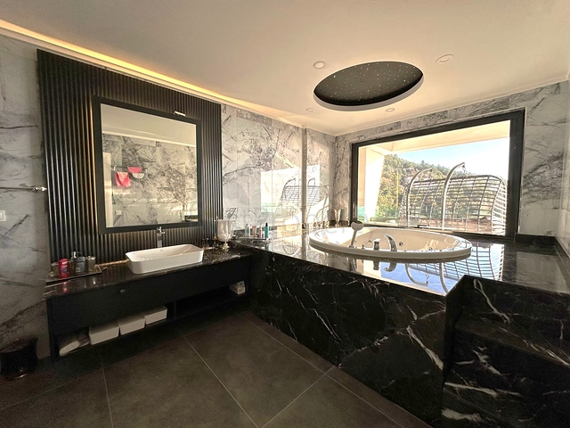 Luxury Furnished Villa in Bektas, Alanya with Panoramic Sea & Castle Views