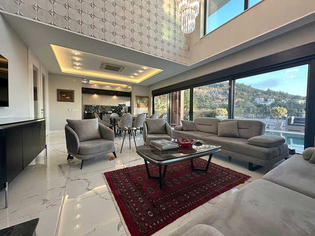 Luxury Furnished Villa in Bektas, Alanya with Panoramic Sea & Castle Views