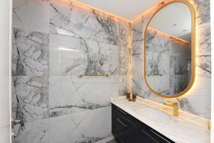 Luxury Furnished Villa in Bektas, Alanya with Panoramic Sea & Castle Views