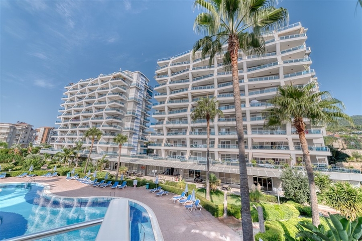 Furnished 1+1 Apartment in Cikcilli, Alanya with Full Resort Facilities