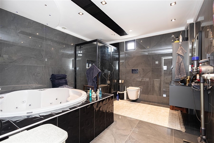 Luxury 5-Bedroom Villa in Kargicak, Alanya | 400 m² Sea-View Home