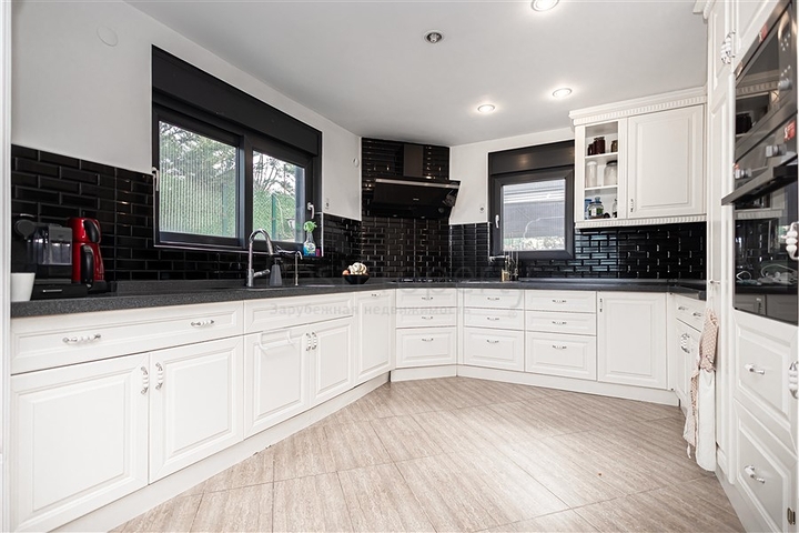 Luxury 5-Bedroom Villa in Kargicak, Alanya | 400 m² Sea-View Home