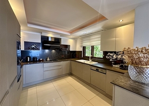 Elegant 3-Bedroom Sea-View Villa in Alanya | 251 m² on 503 m² Plot