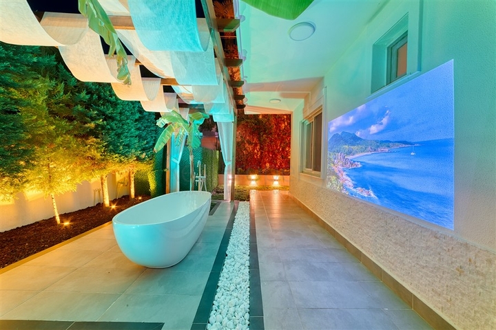 A spacious villa with sea views and a full range of amenities is the perfect combination of luxury and comfort.