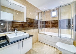 A spacious villa with sea views and a full range of amenities is the perfect combination of luxury and comfort.