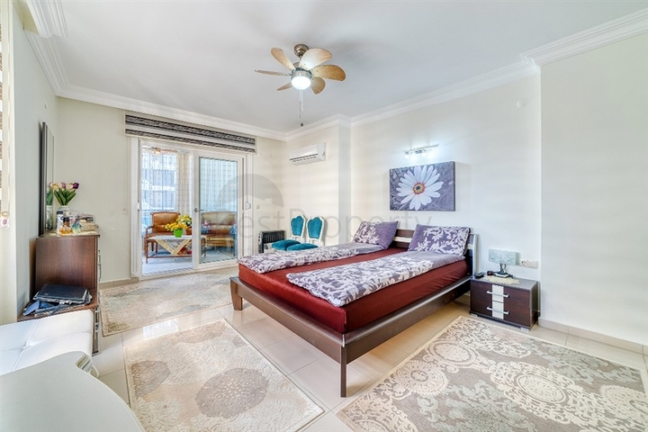 Furnished 3+1 Apartment in Mahmutlar, Alanya | 170 m² with Facilities