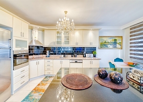 Furnished 3+1 Apartment in Mahmutlar, Alanya | 170 m² with Facilities