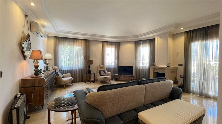 Furnished villa with sea view in the picturesque area of Kargicak