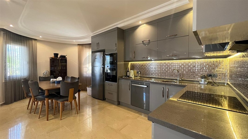 Furnished villa with sea view in the picturesque area of Kargicak