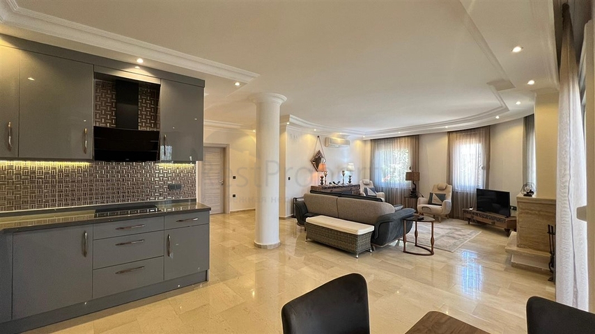 Furnished villa with sea view in the picturesque area of Kargicak