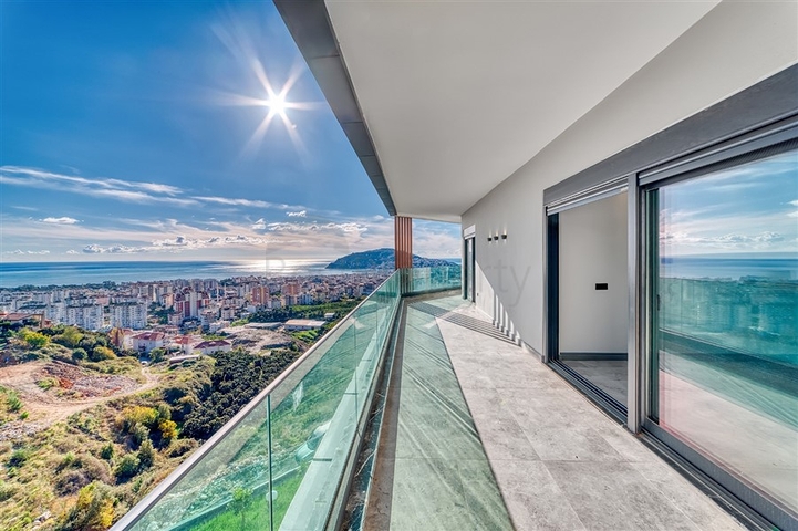 Modern luxury villa in the center of Cikcilli with panoramic sea views