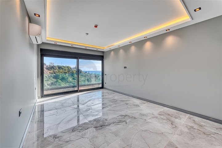 Modern luxury villa in the center of Cikcilli with panoramic sea views