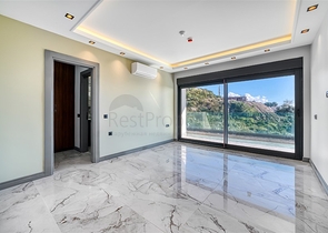 Modern luxury villa in the center of Cikcilli with panoramic sea views