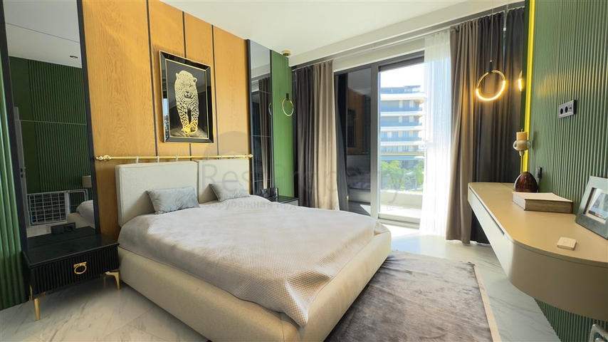 Luxury 2+1 Apartment in Kargicak | 105 m², First Line to the Sea