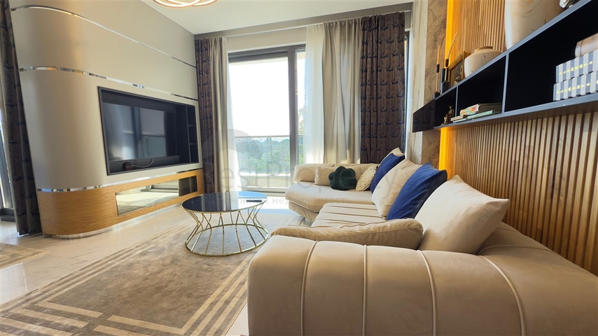 Luxury 2+1 Apartment in Kargicak | 105 m², First Line to the Sea