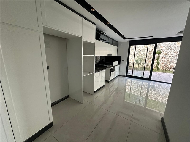 Modern 2+1 apartment in a comfortable complex with hotel infrastructure