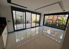 Modern 2+1 apartment in a comfortable complex with hotel infrastructure