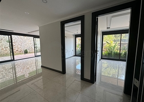 Modern 2+1 apartment in a comfortable complex with hotel infrastructure