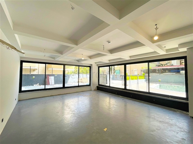 Penthouse with sea view in the heart of Alanya 