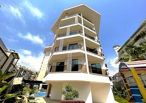 Luxury 3+1 penthouse in a prestigious area of Alanya with sea view