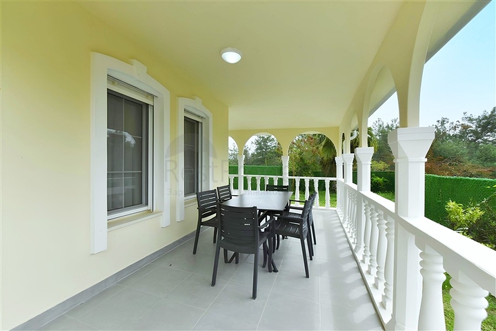 Luxury 4+1 Villa Near Incekum Beach | 290 m² Sea-View Residence