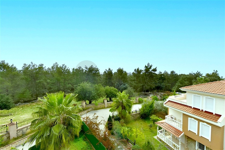 Luxury 4+1 Villa Near Incekum Beach | 290 m² Sea-View Residence
