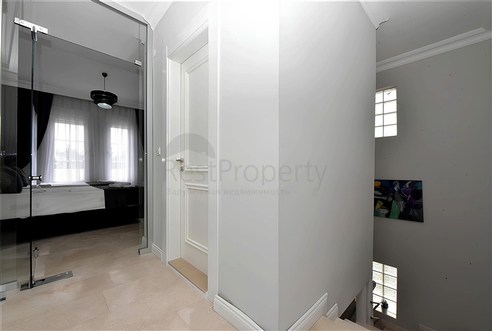 Luxury 4+1 Villa Near Incekum Beach | 290 m² Sea-View Residence