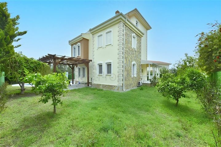 Luxury 4+1 Villa Near Incekum Beach | 290 m² Sea-View Residence