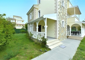 Luxury 4+1 Villa Near Incekum Beach | 290 m² Sea-View Residence