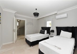 Luxury 4+1 Villa Near Incekum Beach | 290 m² Sea-View Residence