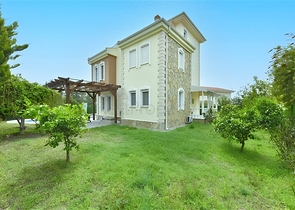 Luxury 4+1 Villa Near Incekum Beach | 290 m² Sea-View Residence