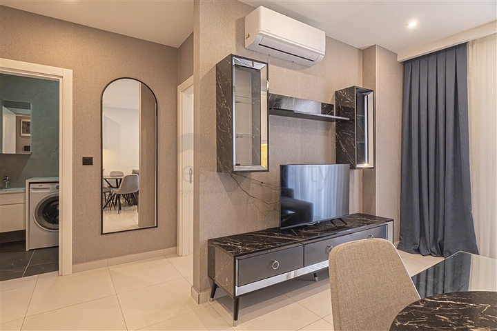 Modern 1+1 Apartment in Cleopatra, Alanya | 47 m² Near the Beach