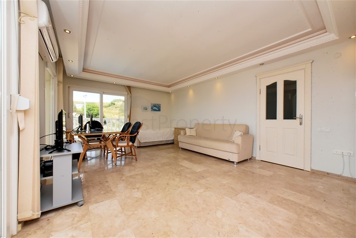 Furnished 2+1 Apartment in Demirtaş, Alanya | Sea View & 100 m²