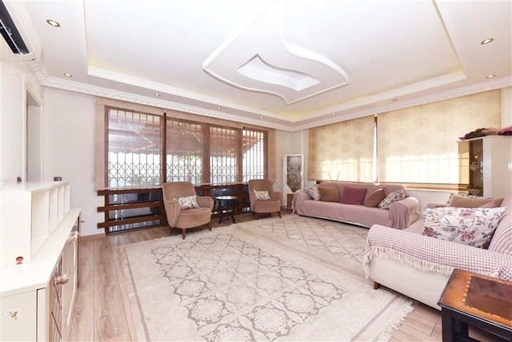 Spacious 11+2 villa with private plot and panoramic sea views