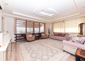 Spacious 11+2 villa with private plot and panoramic sea views