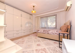 Spacious 11+2 villa with private plot and panoramic sea views