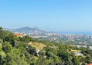 Spacious 11+2 villa with private plot and panoramic sea views