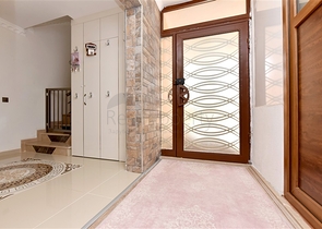 Spacious 11+2 villa with private plot and panoramic sea views