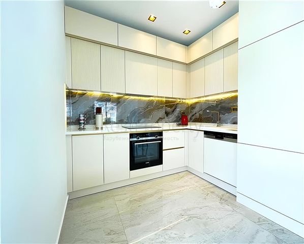 Modern 2+1 Penthouse for Rent in Central Alanya | 150 m to Beach