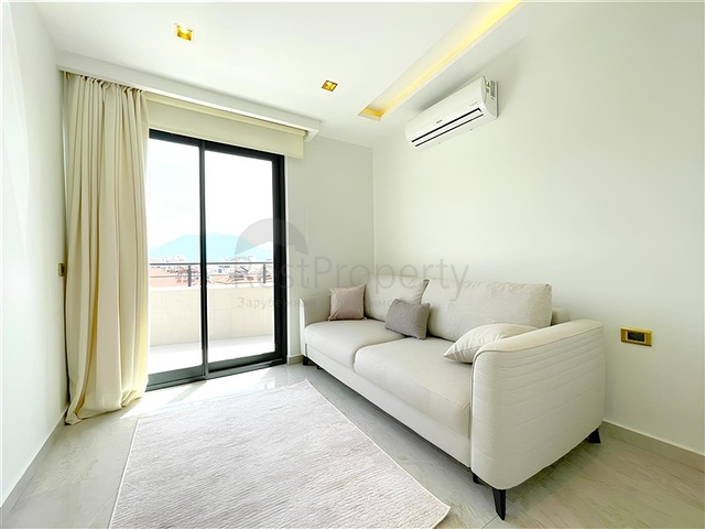 Sea-View 2+1 Penthouse for Rent in Central Alanya | 102 m²