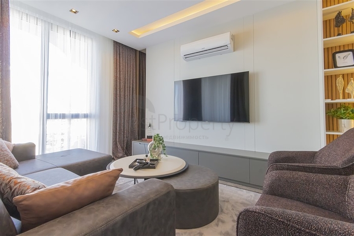 Luxury penthouse with sea view 50 meters from the sea